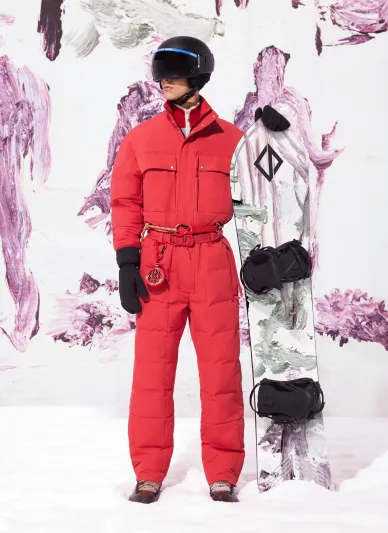 لمغامرات عطلة الشتاء فوق القمم والمنحدرات.. الأزياء لن تخذلكم