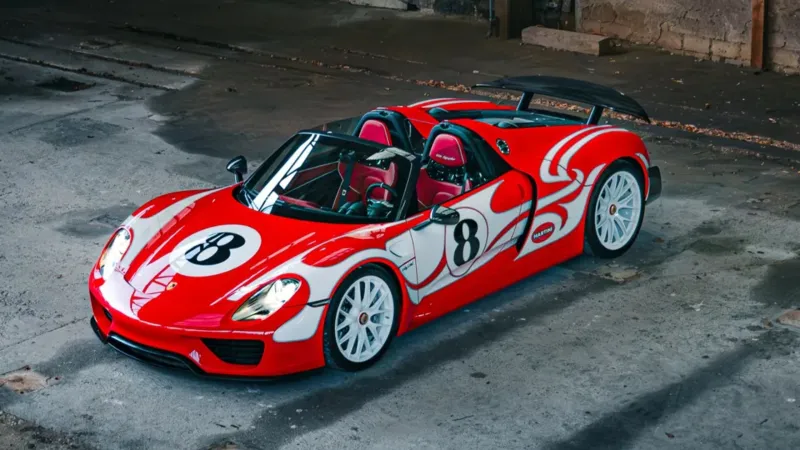 عرض سيارة "Porsche 918 Spyder" في مزاد.. والسعر قد يصل إلى 2.35 مليون دولار 