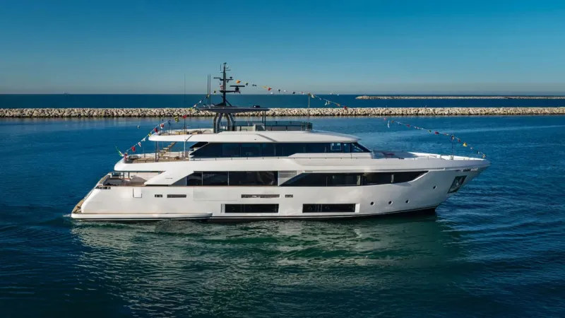 "Custom Line" تعلن إطلاق 3 يخوت فاخرة بتصميمات متميزة