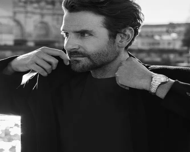 بعد رصدهما سويًا في لندن.. هل ارتبط "برادلي كوبر" و"جيجي حديد" رسميًا؟