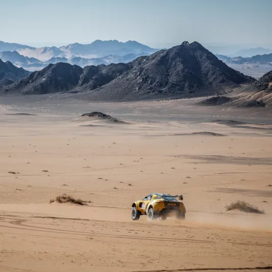 رالي داكار السعودية 2024.. هؤلاء هم الفائزون في اليوم الأول بجميع الفئات