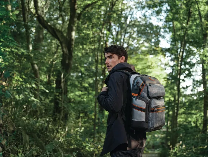 حقائب "Tumi" الجديدة.. إضافة مشرقة لملامح مغامرات الربيع