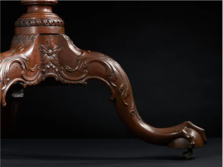 طاولة من القرن الثامن عشر للبيع مقابل 1.2 مليون دولار