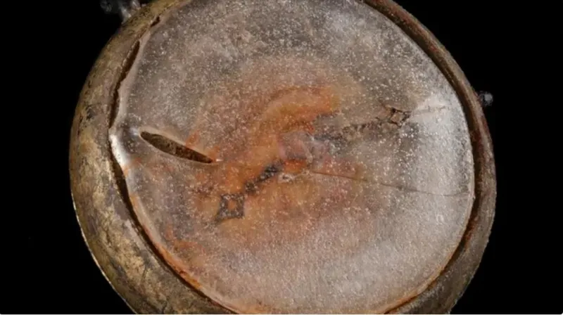 بيع ساعة ذابت في قصف "هيروشيما" بمبلغ كبير في مزاد علني