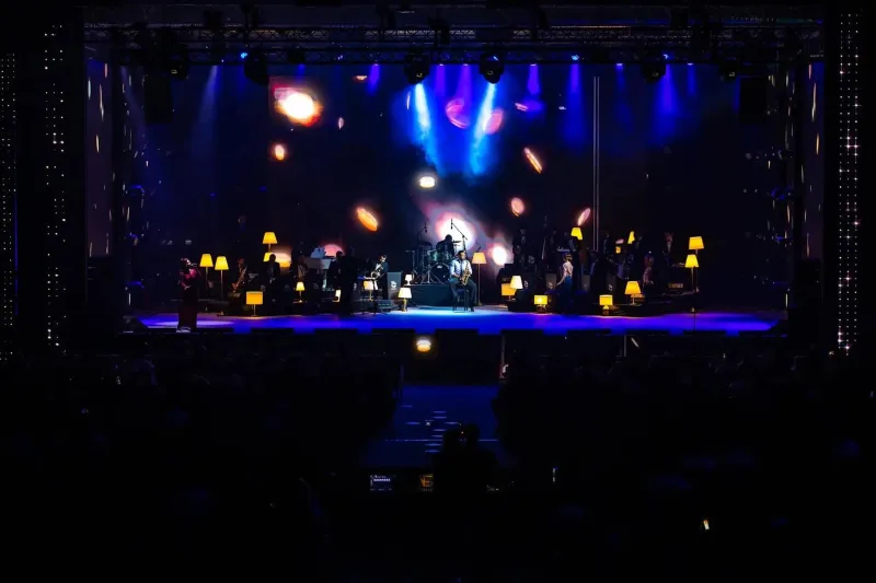 نغمات عالمية في المملكة.. مهرجان الجاز الأول يجمع العالم على مسرح واحد بالرياض