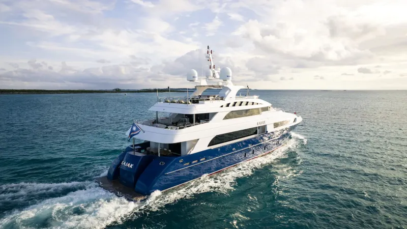 يخت "Kajak" الشراعي الفاخر للبيع بسعر 7.9 مليون دولار