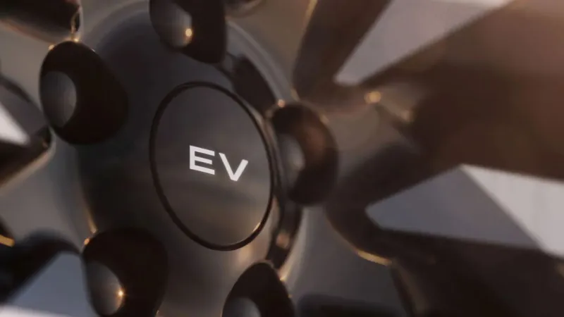 "Jaguar Land Rover" تؤجل إطلاق سياراتها الكهربائية.. ما السبب؟