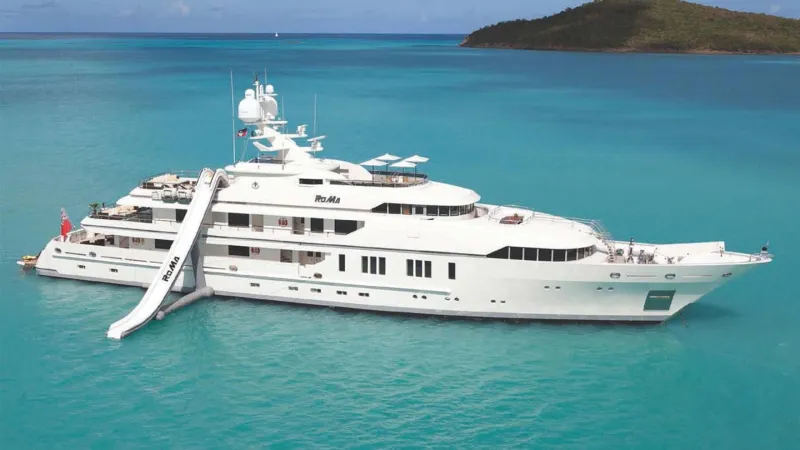 عرض يخت "RoMa" الفاخر للبيع بسعر 32 مليون دولار