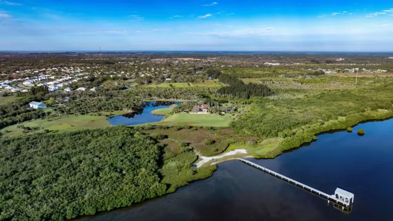 عرض عقار على ضفاف البحر في فلوريدا للبيع بـ 17 مليون دولار