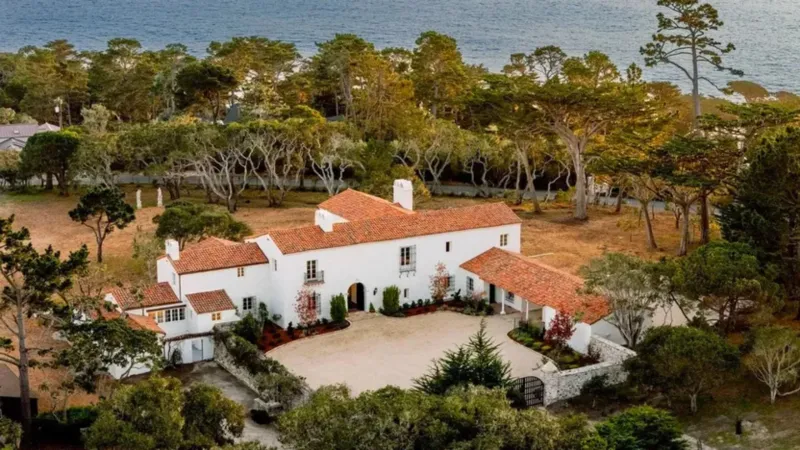 عرض قصر فاخر عمره 100 عام للبيع مقابل 22.7 مليون دولار