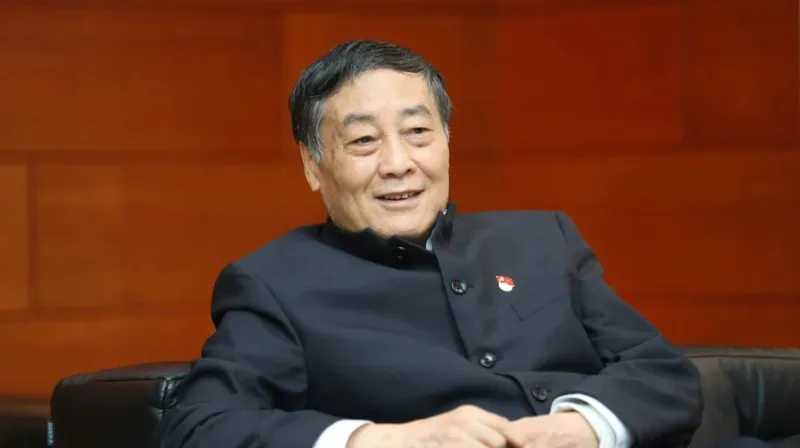 وفاة الملياردير "زونغ تشينغهوا" مؤسس مجموعة "واهاها" الصينية