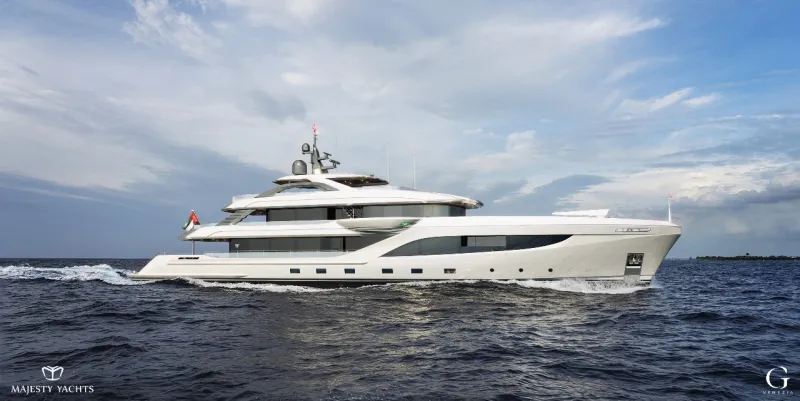 "جلف كرافت" تحتفي ببيع أحدث يخوتهما الفاخرة "ماجستي 160"