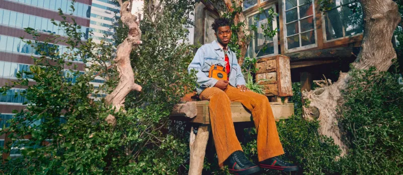 مستعملة لكنها فاخرة.. الجيل "Z" يقود ثورة في عالم الأزياء والموضة