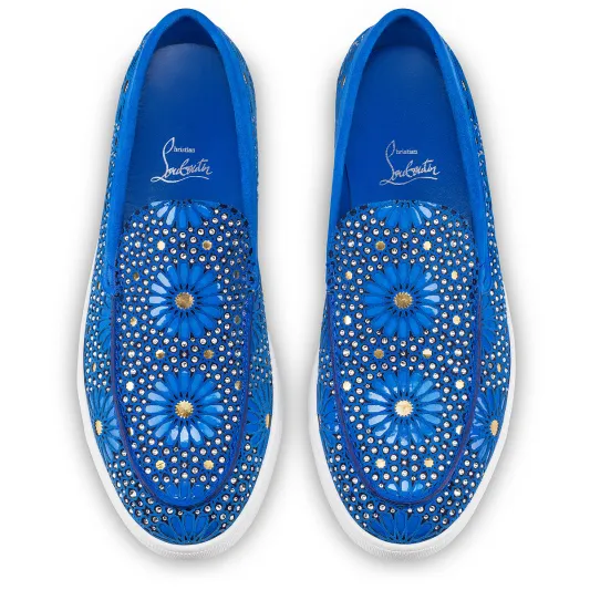 نفحات رمضانية في الموضة والإكسسوارات.. آخر إصدارات بيوت الأزياء العالمية لشهر الصوم