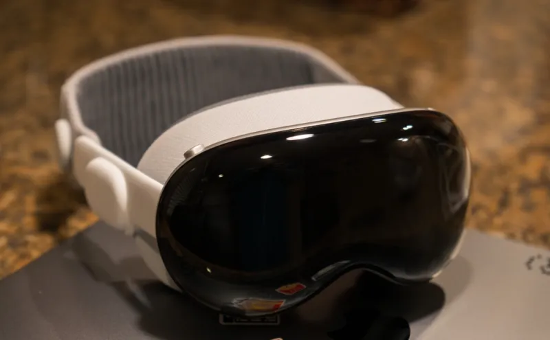 تقرير: تكلفة تصنيع نظارة "أبل" الجديدة 1500 دولار فقط