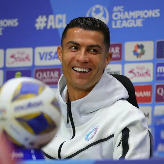 لاعب النصر كريستيانو رونالدو- المصدر@Cristiano.jpg عبر x كيف احتفل رونالدو بعام الإبل؟ (فيديو)