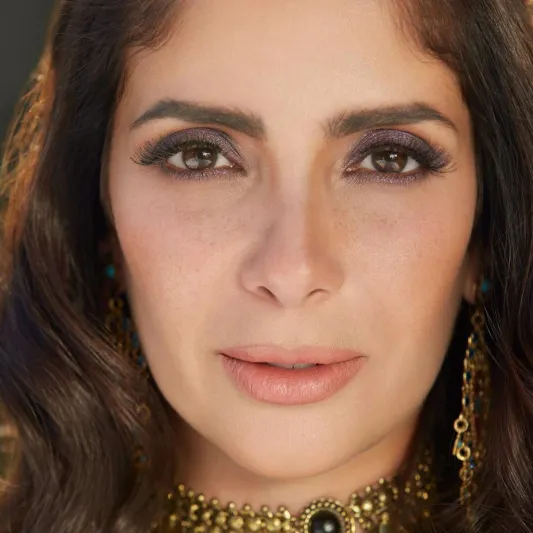 بودكاست Big Time.. منى زكي تكشف أكثر ما يزعجها في أحمد حلمي (فيديو)