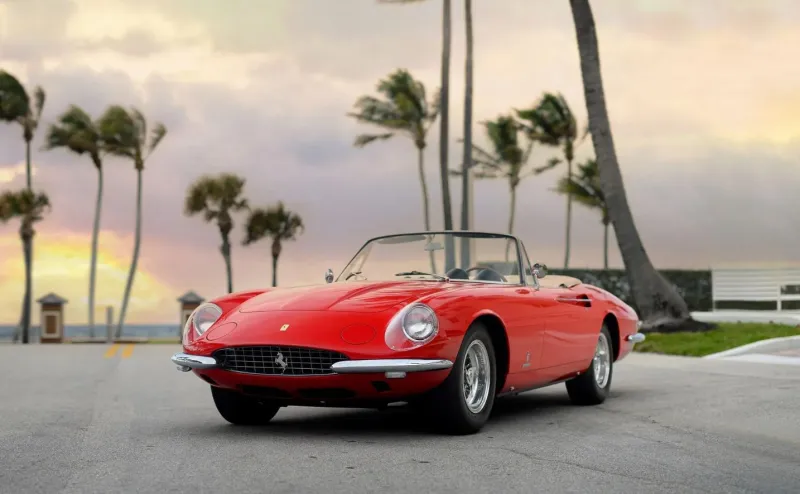 بيع سيارة "Ferrari 365 California" النادرة مقابل 4 ملايين دولار