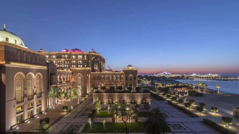 "برودواي".. مطعم يختصر  سحر الفنون الأمريكية في قصر الإمارات ماندارين أورينتال أبو ظبي