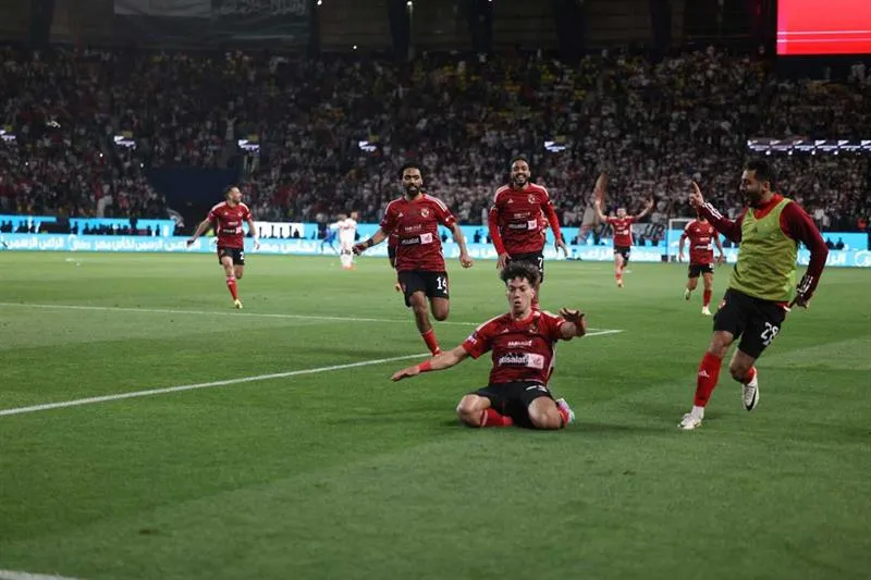 الأهلي يحقق لقب كأس مصر ضمن فعاليات موسم الرياض بثنائية في الزمالك (فيديو): المصدر: ahram الأهلي يحقق لقب كأس مصر ضمن فعاليات موسم الرياض بثنائية في الزمالك (فيديو)