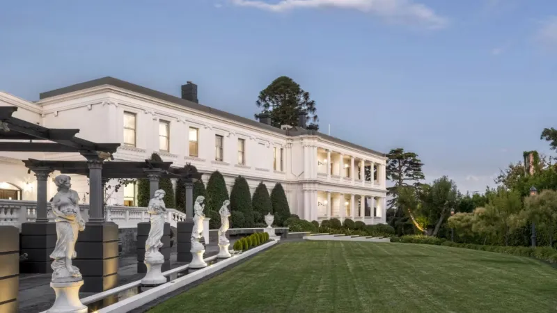 عرض عقار فاخر من القرن 17 في ملبورن للبيع مقابل 31.6 مليون دولار