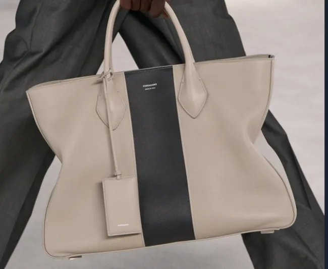 "البيج" يرسم أناقة موسم الربيع.. استثمروا فيه جيّدًا