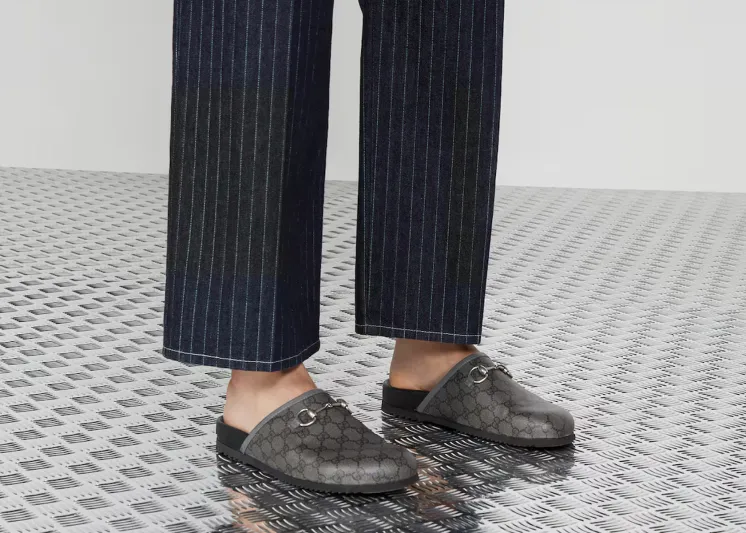 النعال والأحذية الرجالية المفتوحة.. "تألق منتظر" في ربيع وصيف 2024