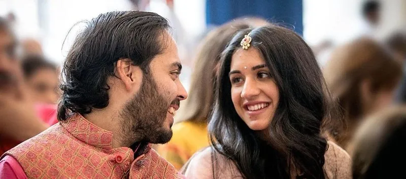 بمشاركة مشاهير وأثرياء العالم.. زفاف أسطوري لنجل أغنى رجل بالهند (فيديو)