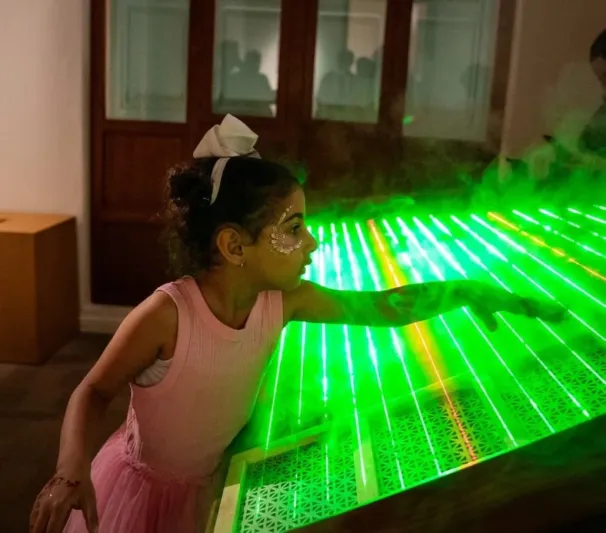 تدشين أول آلة قانون ليزر في العالم بمتحف "عرّاب المارشالات السعودية" بجدة التاريخية