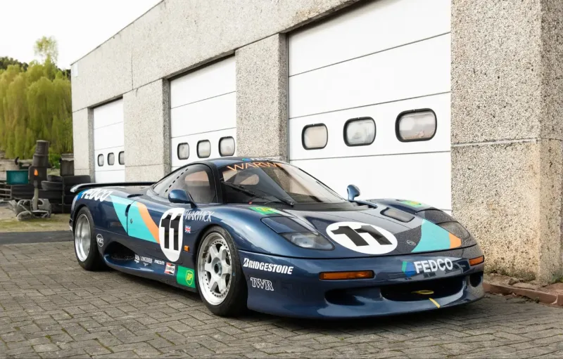 سيارة Jaguar XJR-15 الفريدة للبيع في مزاد بـ 1.6 مليون يورو