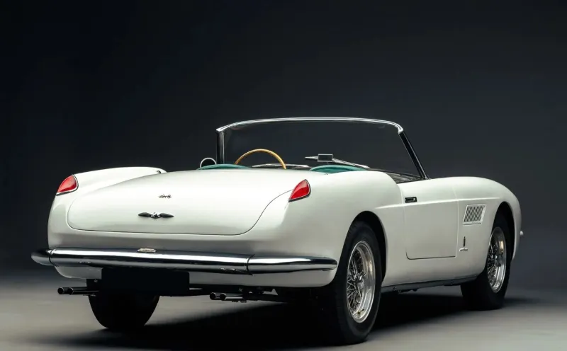 مصدر الصورة - rmsothebys سيارة Ferrari 250 GT Cabriolet الفريدة للبيع مقابل 5 ملايين يورو