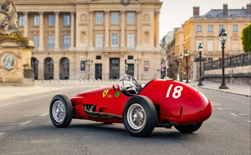 سيارة Ferrari 625 F1 النادرة تُعرض للبيع في مزاد Monaco مقابل 3 ملايين يورو