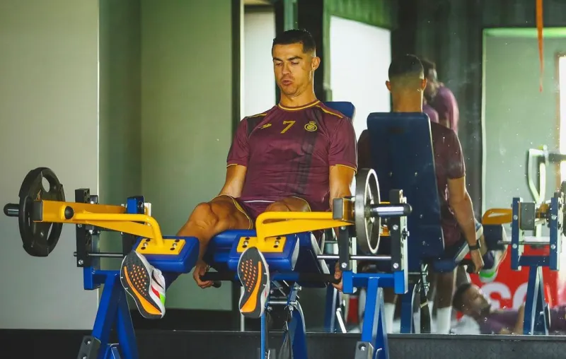 اللاعب البرتغالي كريستيانو رونالدو- المصد: حساب cristiano عبر instagram مقسمة على أيام الأسبوع.. أبرز التمارين الرياضية التي يمارسها كريستيانو رونالدو