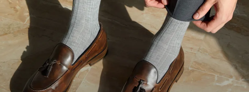 من القطن إلى الكشمير.. جواربك المفضلة بتوقيع العلامات الفاخرة