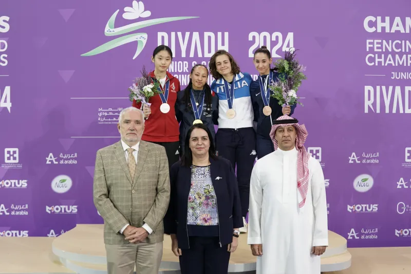 تقام بالرياض.. تتويج الفائزين في بطولة العالم للمبارزة للناشئين