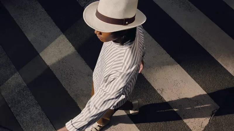 5 إطلالات رسمية مميزة للعمل دون سترة!