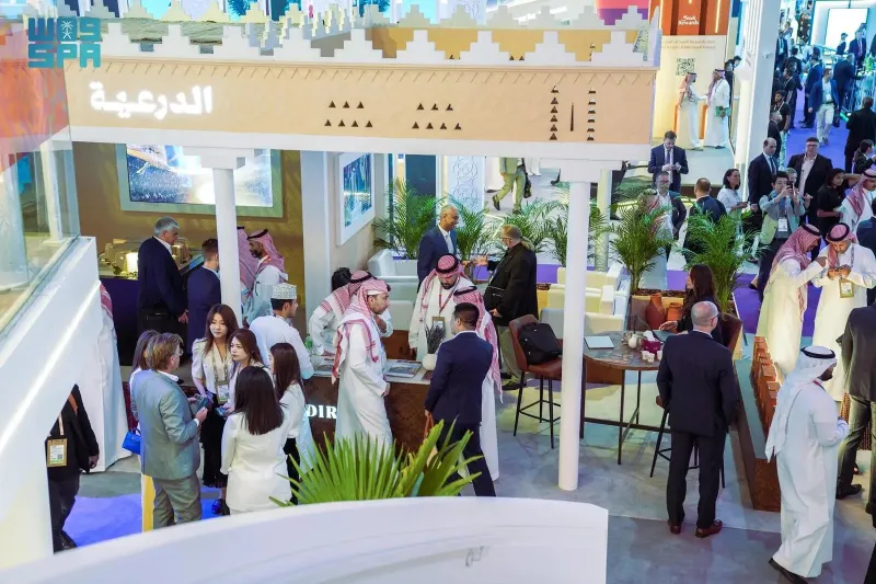 في "سوق السفر العربي 2024".. "الدرعية" تعرض رؤيتها للتنمية السياحية