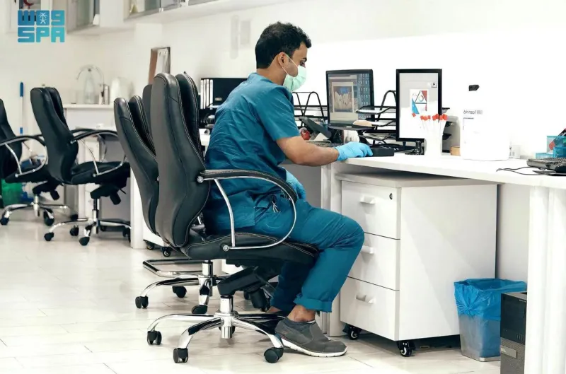 توفير مختبرات ذات تقنية عالية للتأكد من نقاء ماء زمزم