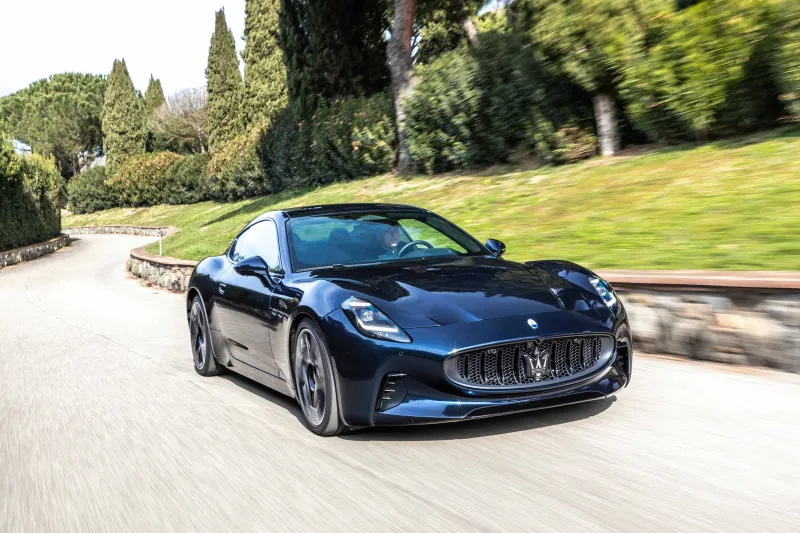 Maserati GranTurismo Folgore - المصدر: Maserati Maserati GranTurismo Folgore الأناقة الساحرة