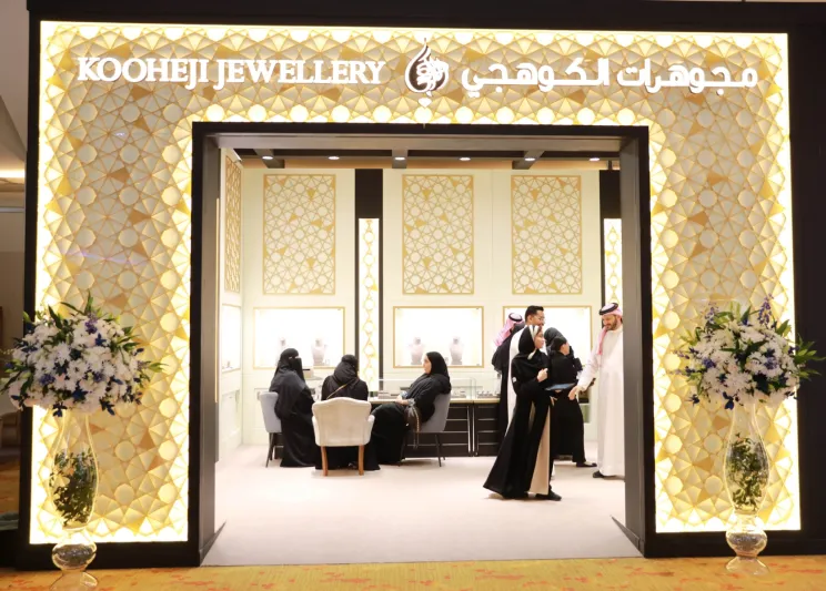 الأسبوع السعودي الدولي للفخامة يفتح أبوابه في الرياض كاشفًا عن عالمٍ من الجمال الاستثنائي