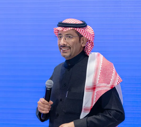 وزير الصناعة والثروة المعدنية بندر بن إبراهيم الخريّف: المملكة تستعد لمرحلة جديدة.. والرؤية غيرت حياتي