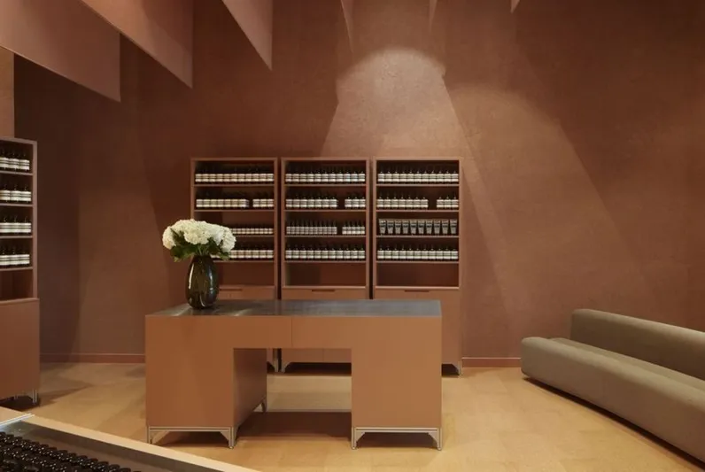 إيسوب تفتتح متجرًا جديدًا في فيا رياض بالرياض