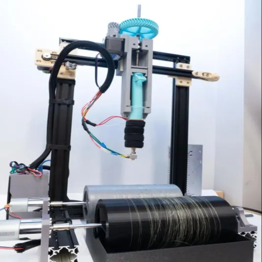 علماء يبتكرون أزياء قابلة للذوبان من الجيلاتين