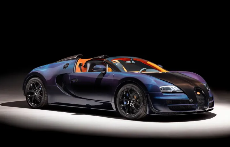 سيارة "Bugatti Veyron 16.4 Grand Sport Vitesse" للبيع بـ 2.5 مليون إسترليني
