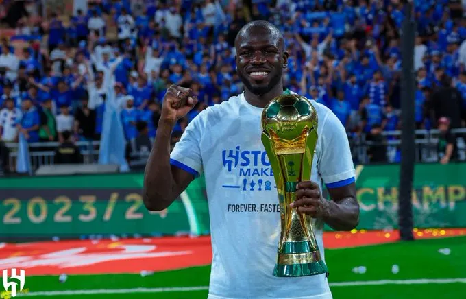 كاليدو كوليبالي - المصدر: حساب الهلال على "X" كوليبالي: رونالدو وبنزيما وكانتي سبب انتقالي للدوري السعودي
