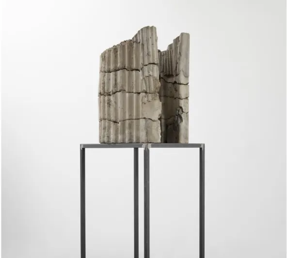 عرض منحوتة "Wiese" لـ"إيزا غينزكن" في مزاد بـ 500 ألف جنيه إسترليني