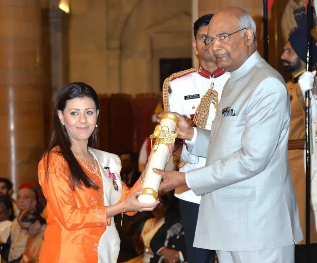 السعودية نوف المروعي ضمن أكثر 5 سيدات مؤثرات في عالم اليوغا عالميًا