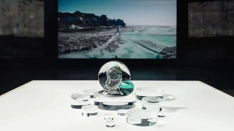 Hublot وأرشام يطلقان Arsham Droplet.. ساعة فريدة مستوحاة من قطرات الماء