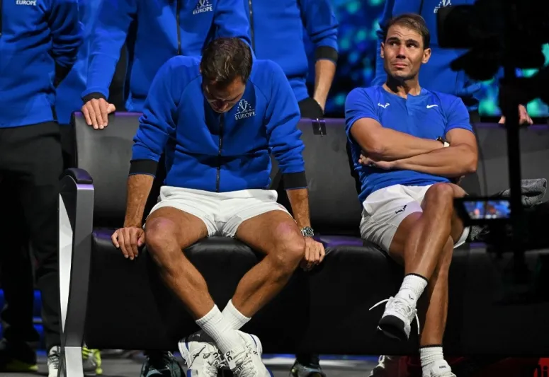 روجر فيدرر يشارك قصة صورته العاطفية مع نادال: أحتفظ بها في منزلي