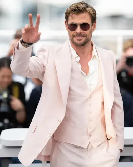 ساعات ومجوهرات فاخرة تألق بها النجوم خلال مهرجان كان الـ 77